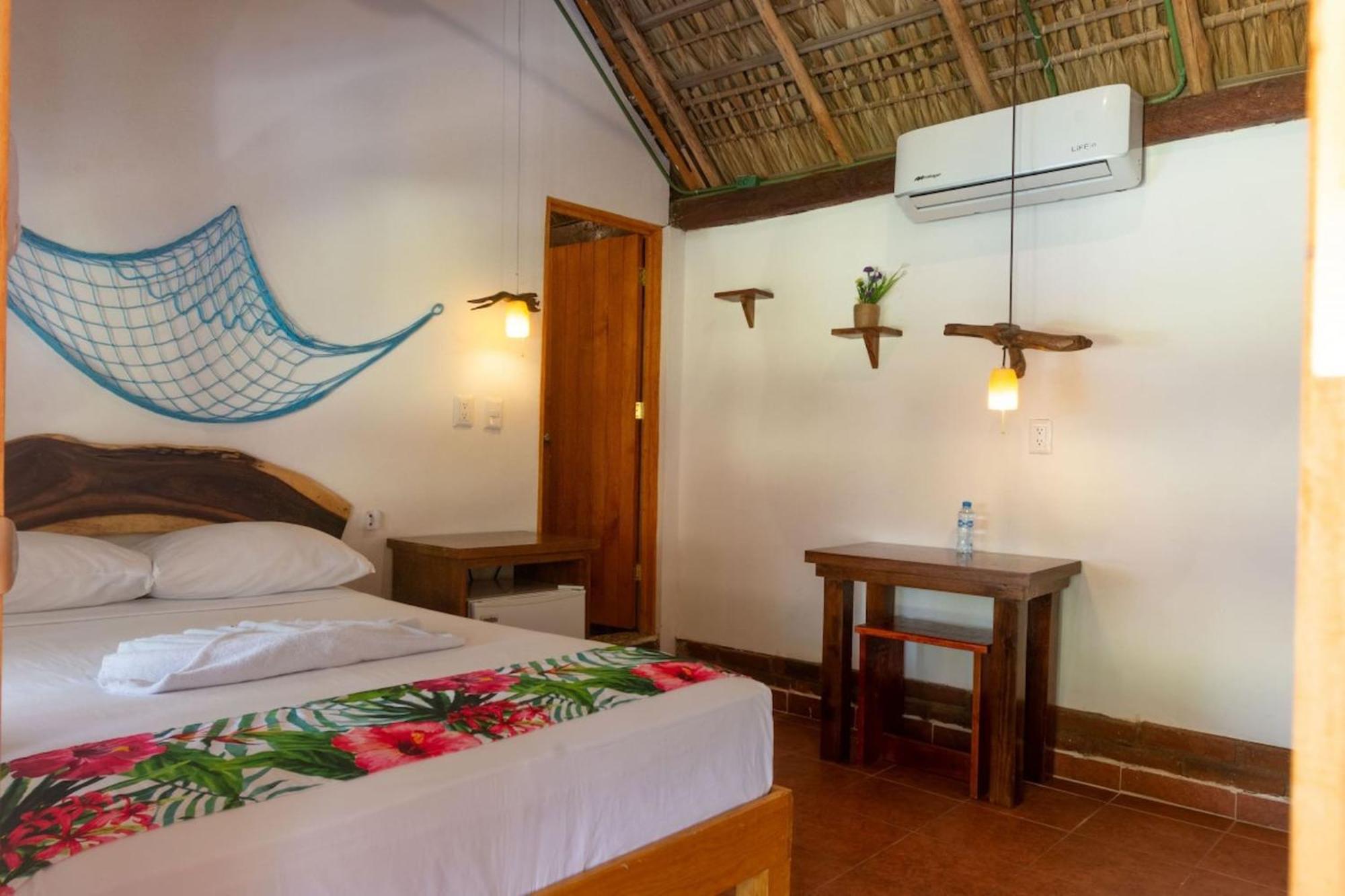 Frida Paradise Beach Hotel - Punta Zicatela Brisas de Zicatela Buitenkant foto