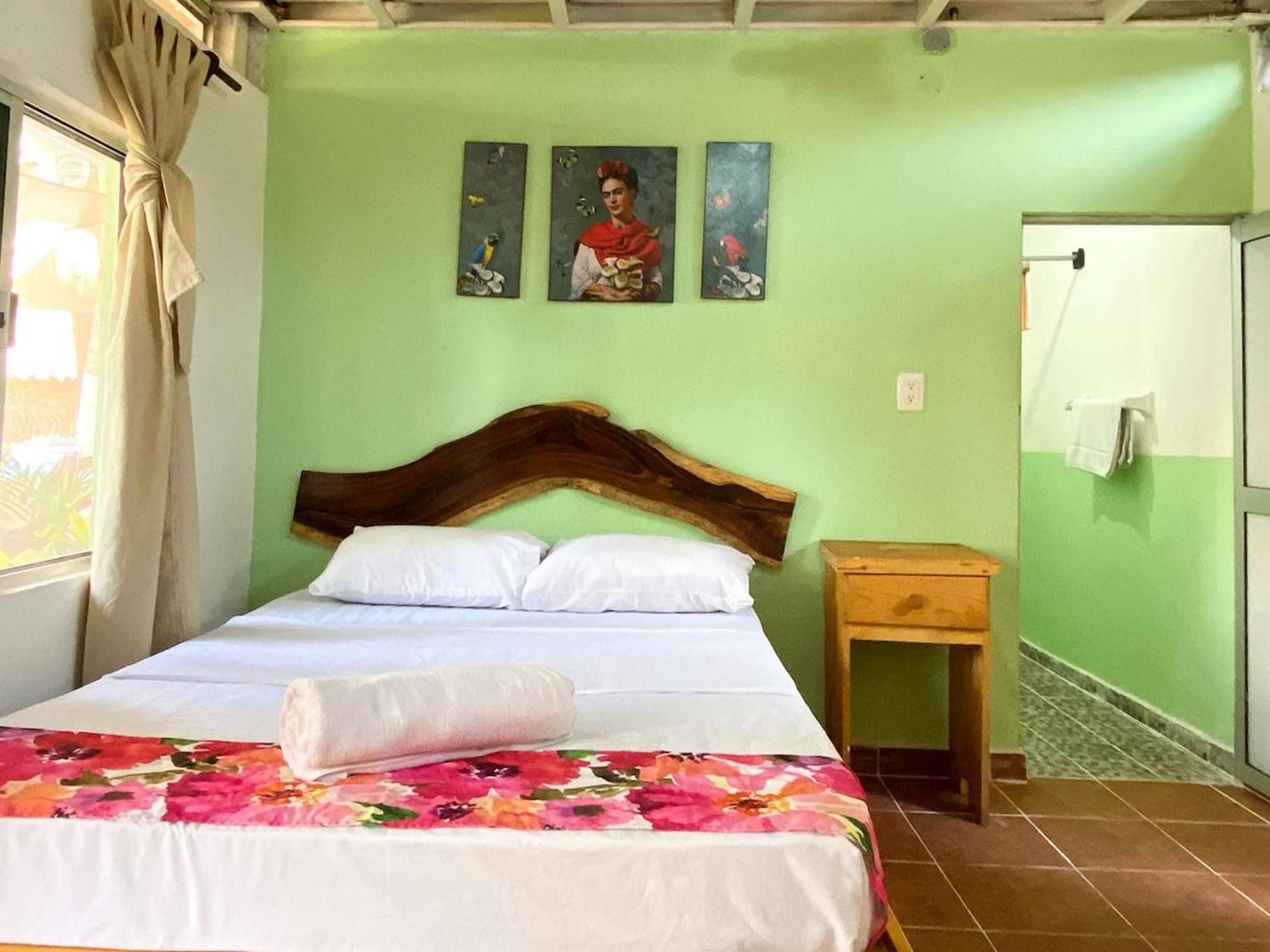 Frida Paradise Beach Hotel - Punta Zicatela Brisas de Zicatela Buitenkant foto