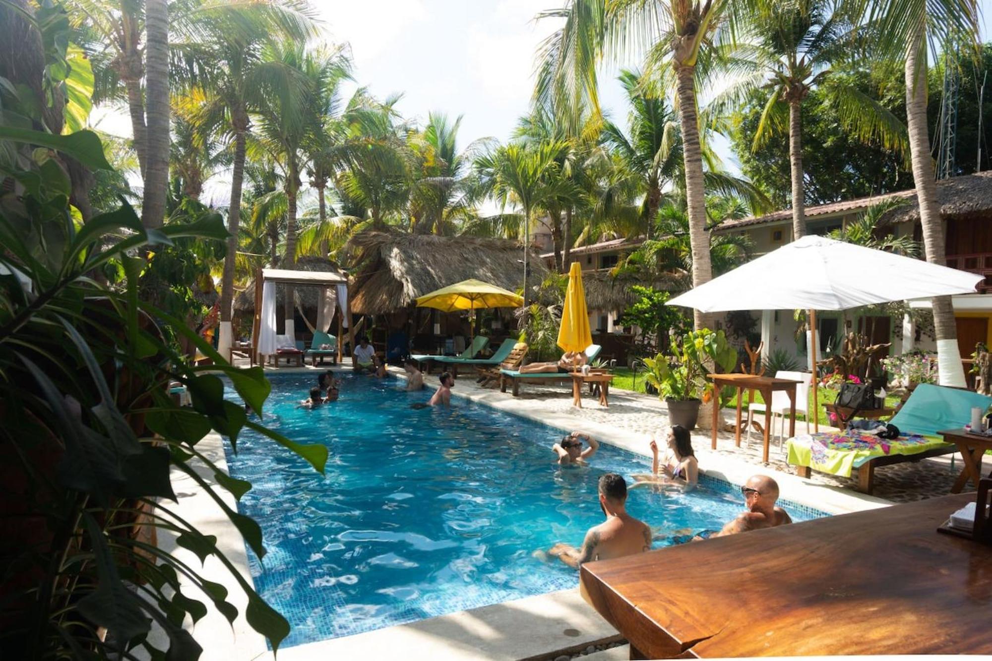 Frida Paradise Beach Hotel - Punta Zicatela Brisas de Zicatela Buitenkant foto