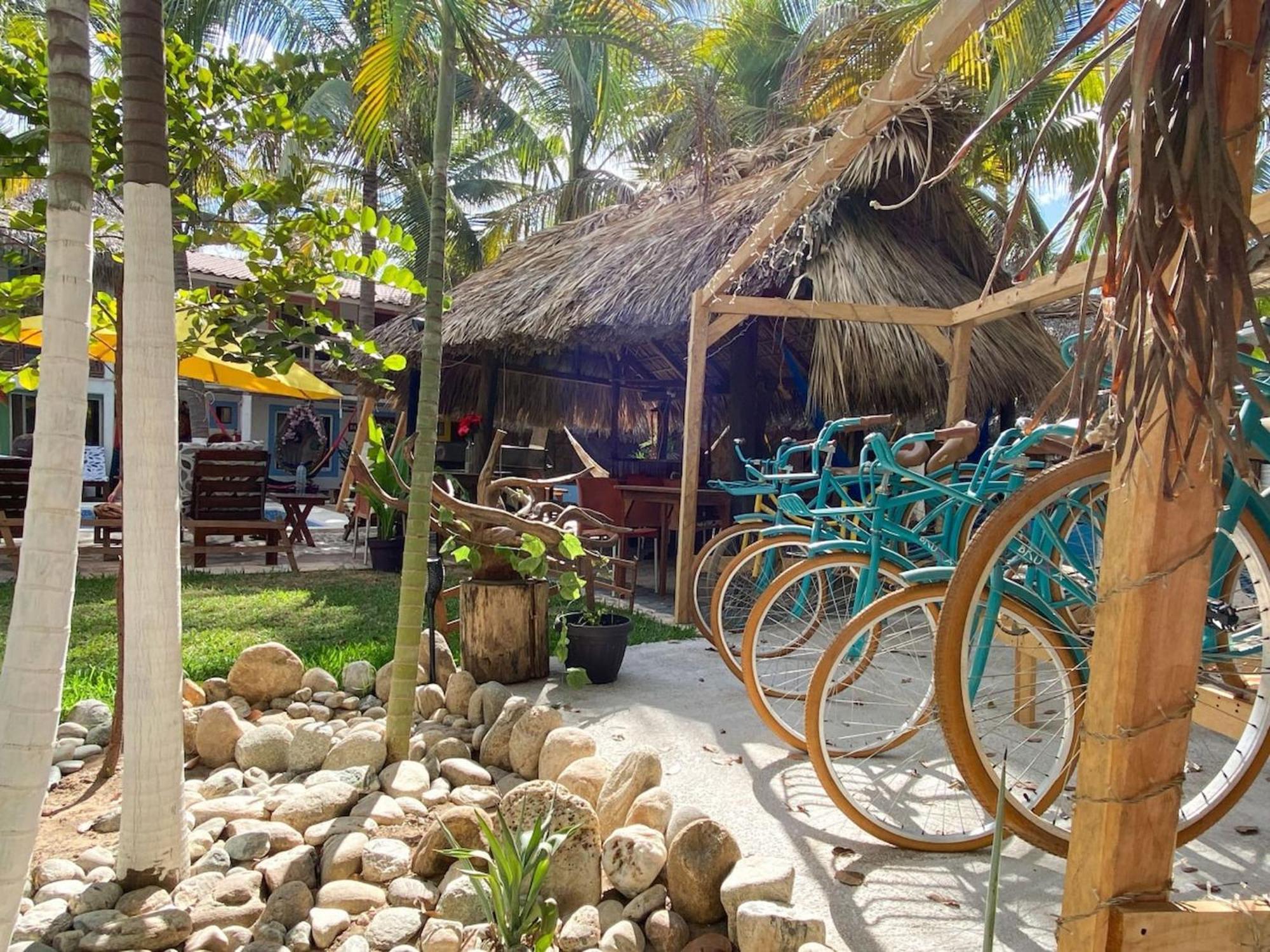 Frida Paradise Beach Hotel - Punta Zicatela Brisas de Zicatela Buitenkant foto
